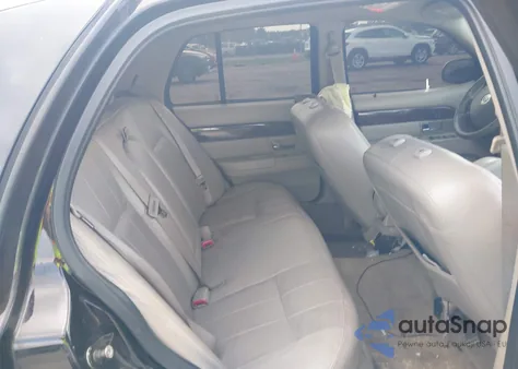 2011 Mercury Grand Marquis Ls (Fleet Only) z USA, uszkodzony, nr VIN 2MEBM7FV0BX609584